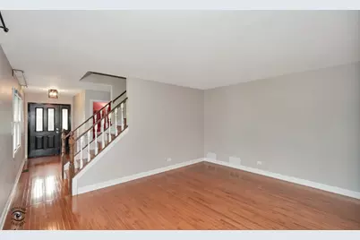 8348 Adbeth Avenue, Woodridge, IL 60517 - Photo 9