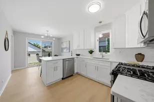 6437 S Kedvale Ave, Chicago, IL 60629 - Photo 9