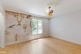 8473 Canterberry Dr, Burr Ridge, IL 60527 - Photo 15