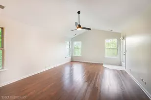 1681 Penny Ln, Crystal Lake, IL 60014 - Photo 5