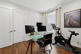 2825 N Halsted St, Chicago, IL 60657 - Photo 21