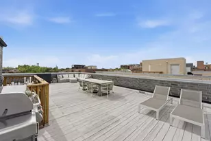 2825 N Halsted St, Chicago, IL 60657 - Photo 25
