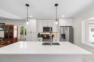 [Address not provided], Northbrook, IL 60062 - Photo 11
