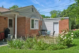 [Address not provided], Northbrook, IL 60062 - Photo 5
