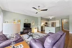 3451 N Carriageway Dr, Arlington Heights, IL 60004 - Photo 7