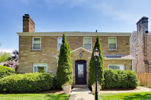 427 Green Bay Rd, Highland Park, IL 60035 - Photo 1