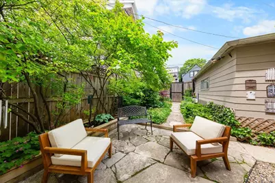 2324 W McLean Avenue, Chicago, IL 60647 - Photo 31