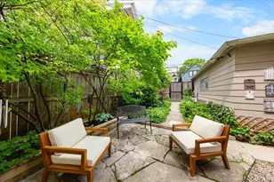 2324 W McLean Ave, Chicago, IL 60647 - Photo 31
