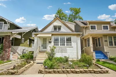 706 S Oak Park Avenue, Oak Park, IL 60304 - Photo 1