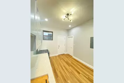 1305 E 69th Street #1, Chicago, IL 60637 - Photo 17