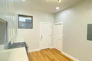 1305 E 69th St, Chicago, IL 60637 - Photo 17