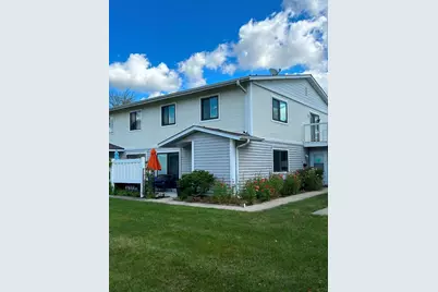 228 N Waterford Drive #12C, Schaumburg, IL 60194 - Photo 1
