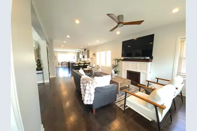 1914 East Avenue, Berwyn, IL 60402 - Photo 3