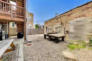 3336 W Evergreen Ave, Chicago, IL 60651 - Photo 19