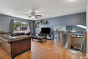 3615 W Drake Ct, McHenry, IL 60050 - Photo 5