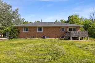 1241 Norfolk Ave, Crete, IL 60417 - Photo 21