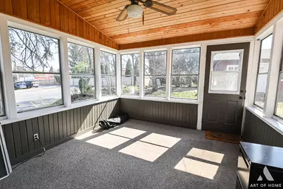 19 W Hattendorf Avenue, Roselle, IL 60172 - Photo 33