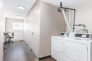 415 S Maple Ave, Oak Park, IL 60302 - Photo 11