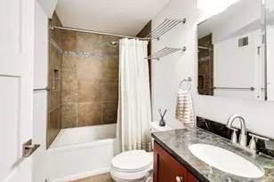 2810 N Wolcott Ave, Chicago, IL 60657 - Photo 23