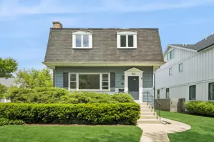 1822 Walnut Ave, Wilmette, IL 60091 - Photo 1