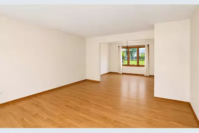 706 N Point Drive, Schaumburg, IL 60193 - Photo 3
