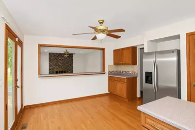 706 N Point Drive, Schaumburg, IL 60193 - Photo 11