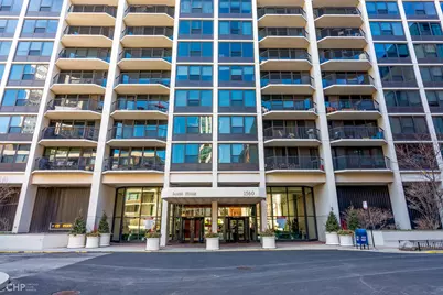 1560 N Sandburg Terrace #1405, Chicago, IL 60610 - Photo 3