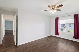 7030 Park Ln Ct, Woodridge, IL 60517 - Photo 11