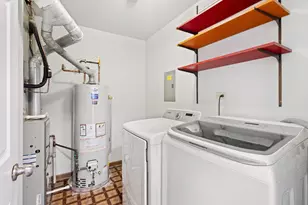7030 Park Ln Ct, Woodridge, IL 60517 - Photo 13