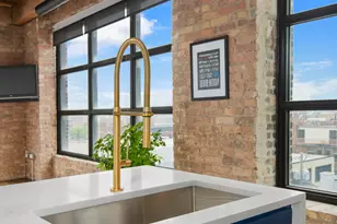 106 N Aberdeen St, Chicago, IL 60607 - Photo 3