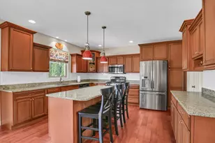 306 Preston St, Savoy, IL 61874 - Photo 3
