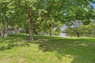 104 1st St E, Lyndon, IL 61261 - Photo 23