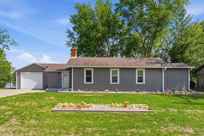 104 1st Street E, Lyndon, IL 61261 - Photo 1