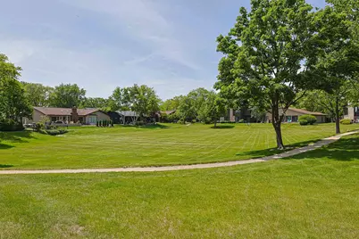 3101 Toulon Drive #B2, Northbrook, IL 60062 - Photo 21