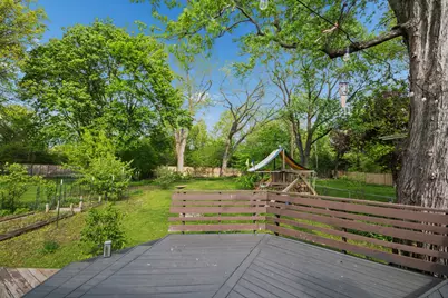 6323 N Kirkwood Avenue, Chicago, IL 60646 - Photo 5