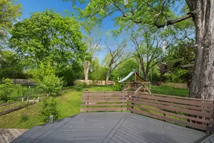 6323 N Kirkwood Ave, Chicago, IL 60646 - Photo 5