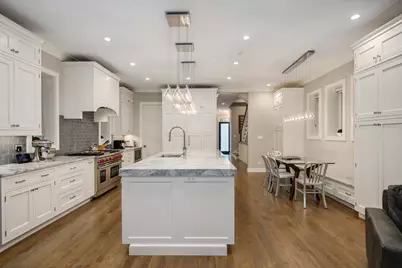 2119 N Kenmore Avenue, Chicago, IL 60614 - Photo 13