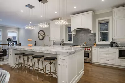 2119 N Kenmore Avenue, Chicago, IL 60614 - Photo 15