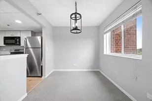 1 Bloomingdale Pl, Bloomingdale, IL 60108 - Photo 9