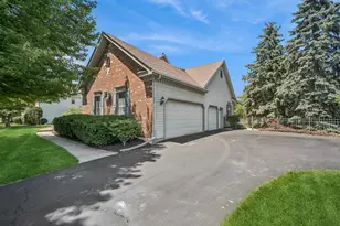 493 Bond Dr, Batavia, IL 60510 - Photo 25