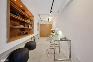 203 S Sangamon St, Chicago, IL 60607 - Photo 11