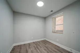 2237 S Sacramento Ave, Chicago, IL 60623 - Photo 7
