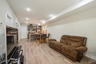 2237 S Sacramento Ave, Chicago, IL 60623 - Photo 5