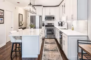 21 W Chestnut St, Chicago, IL 60610 - Photo 7