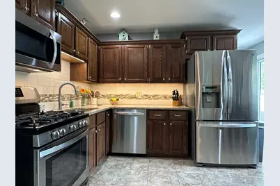 530 N Van Buren Avenue, Bradley, IL 60915 - Photo 9