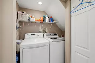 8549 Blueridge Ave, Hickory Hills, IL 60457 - Photo 25