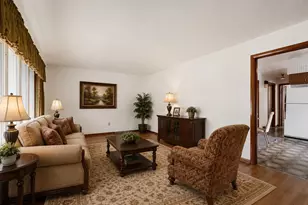 5403 S Lotus Ave, Chicago, IL 60638 - Photo 3