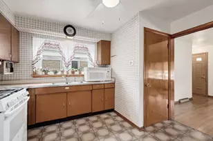 5403 S Lotus Ave, Chicago, IL 60638 - Photo 5