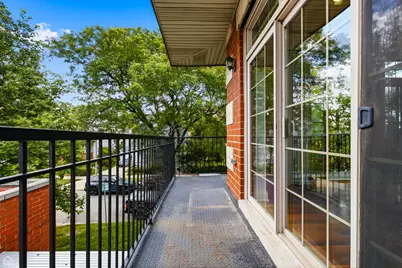 4755 N Kilbourn Avenue #2D, Chicago, IL 60630 - Photo 9