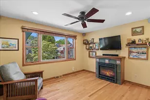 3242 N New England Ave, Chicago, IL 60634 - Photo 7
